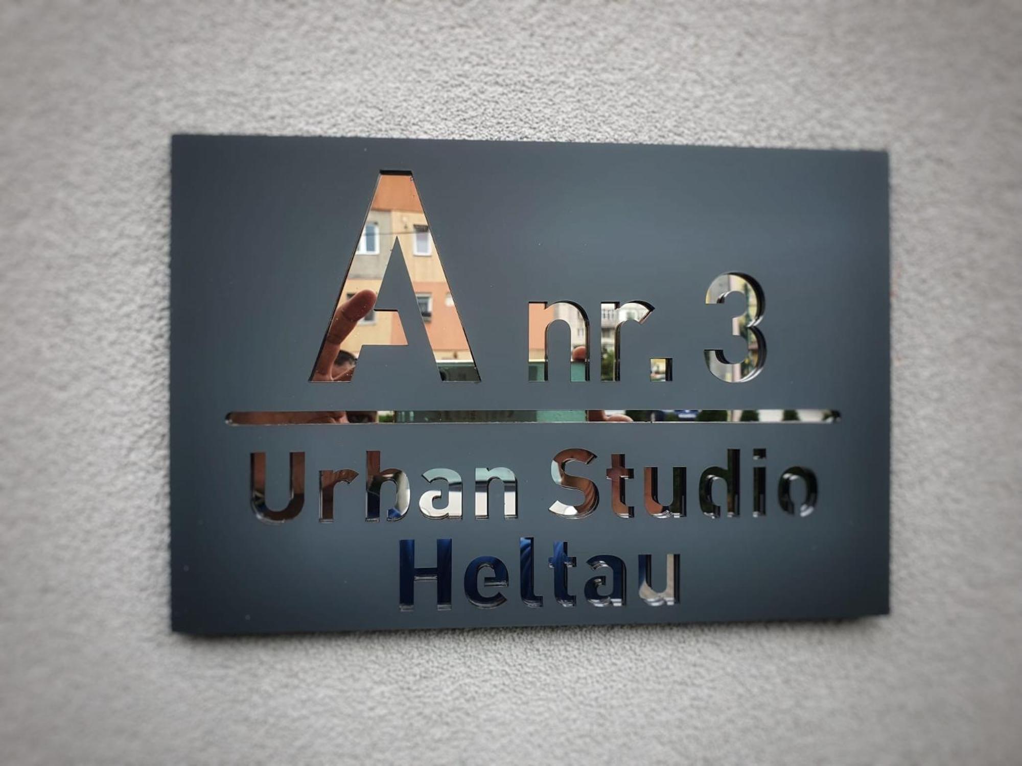 Urban Studio Heltau Cisnădie エクステリア 写真